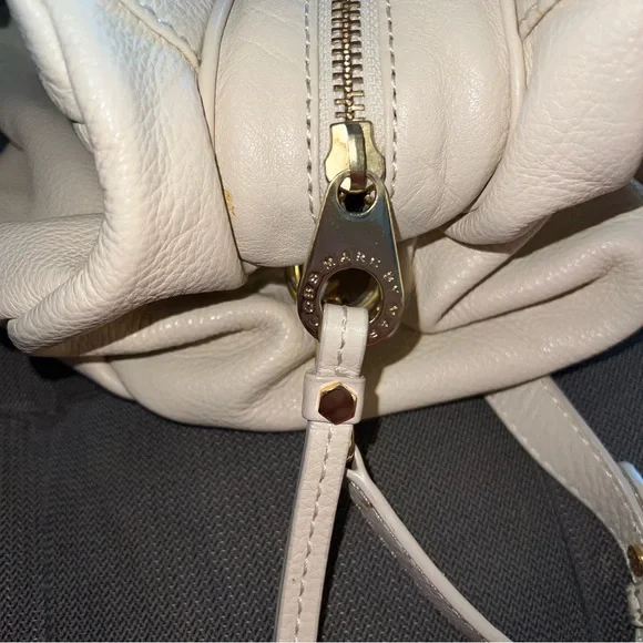 Marc Jacobs Classic Q Groovee Beige Leather Satchel Bag - Picture 9 of 16